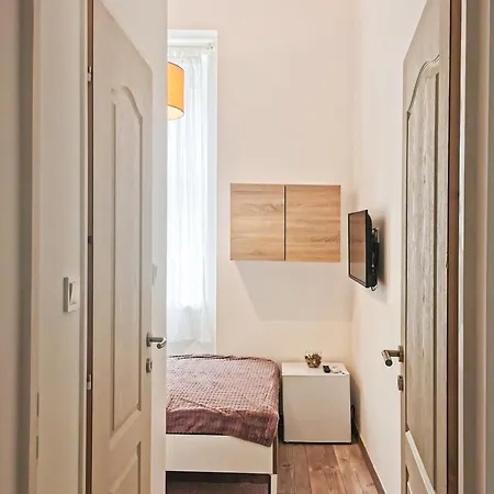 Buda Central Mini Studios Budapest Exterior photo